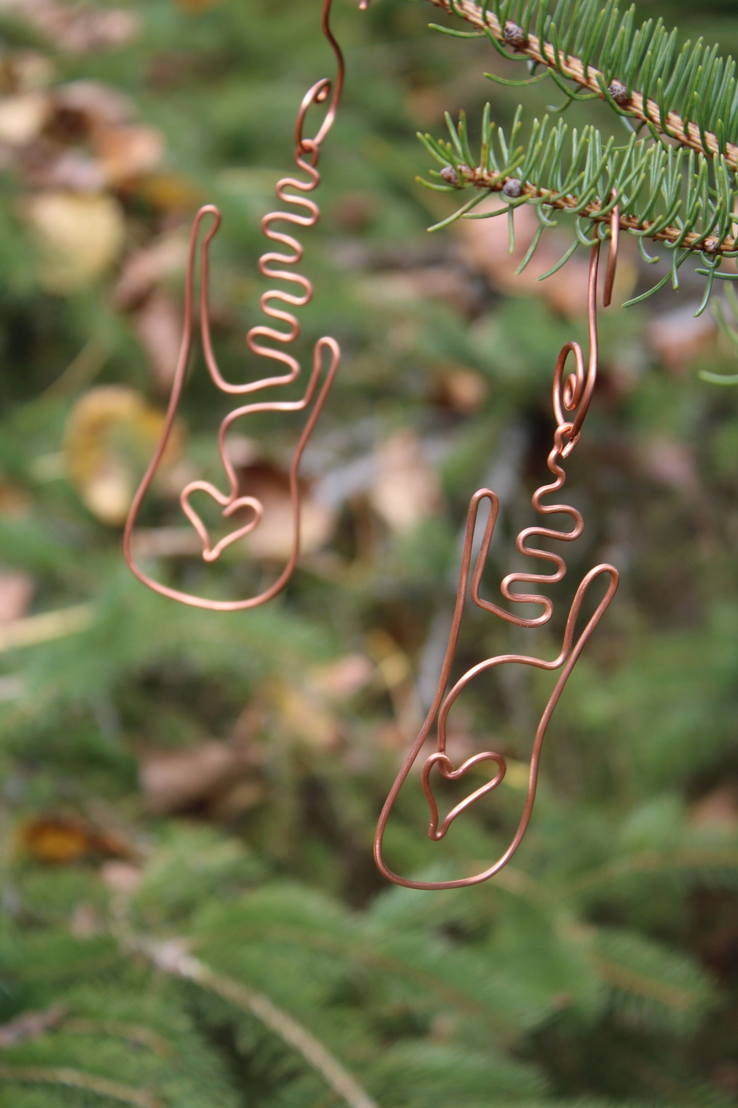 Wire Guitar with Heart